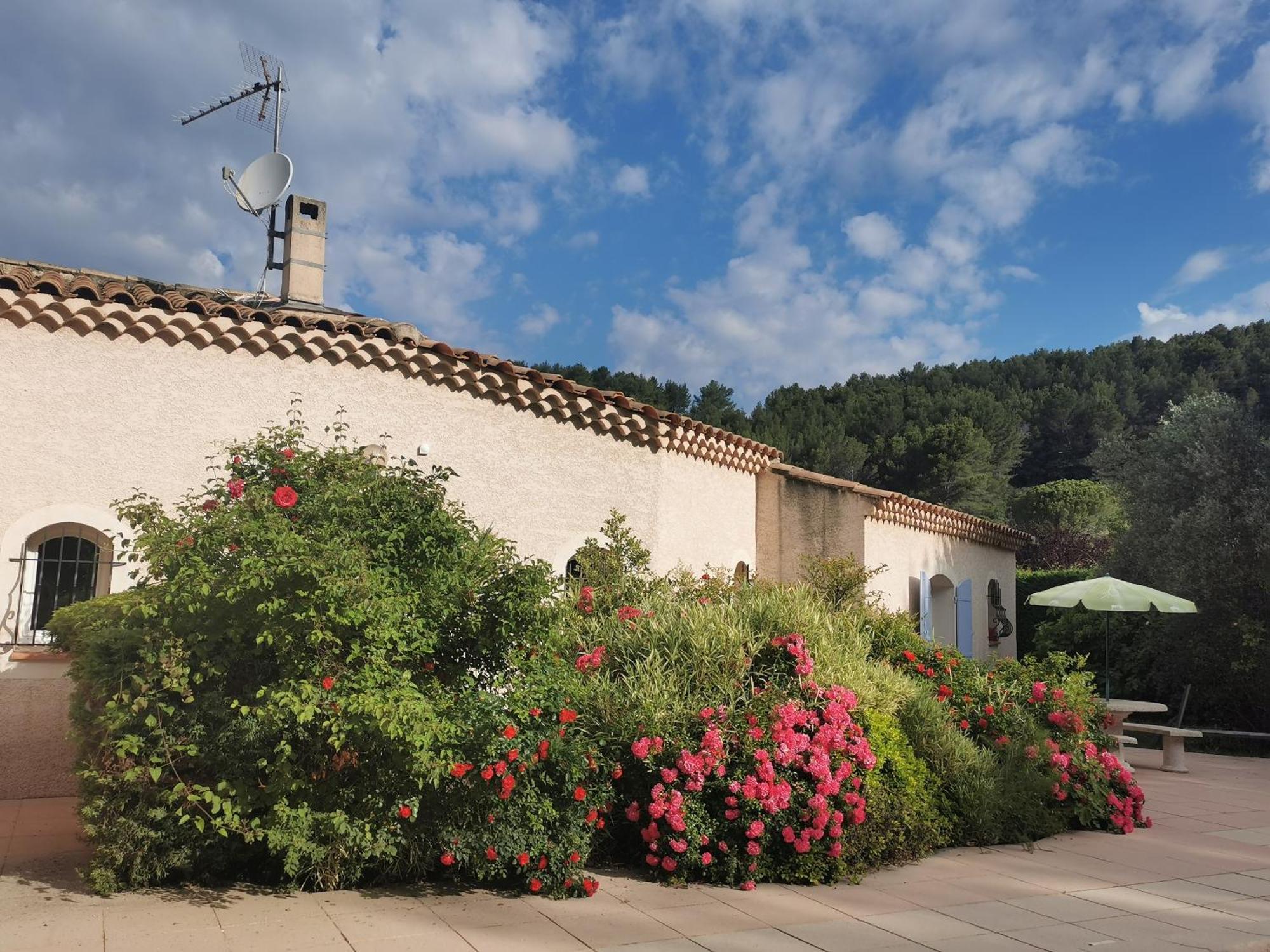 Le Loriot Villa Auriol Buitenkant foto