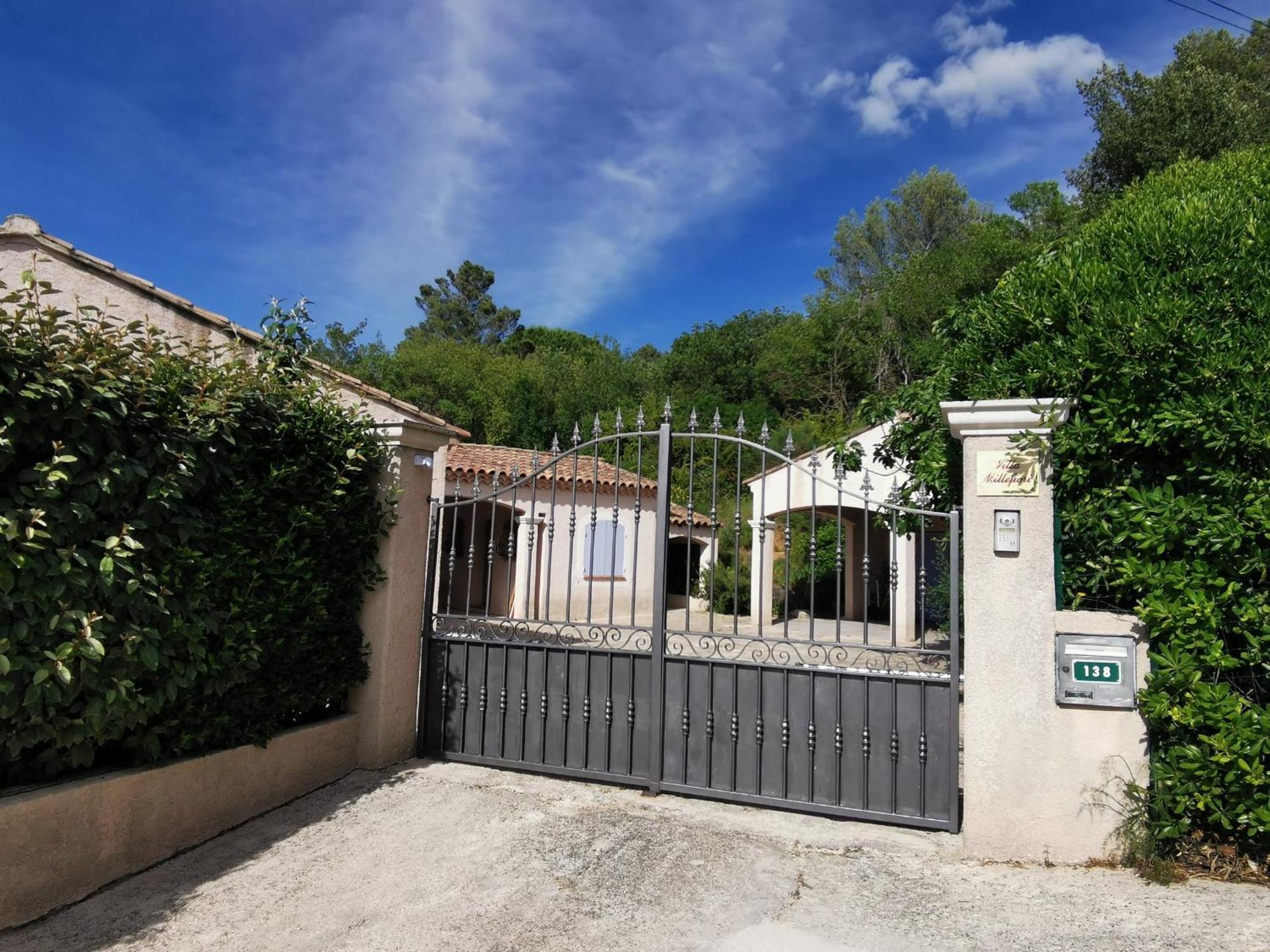 Le Loriot Villa Auriol Buitenkant foto