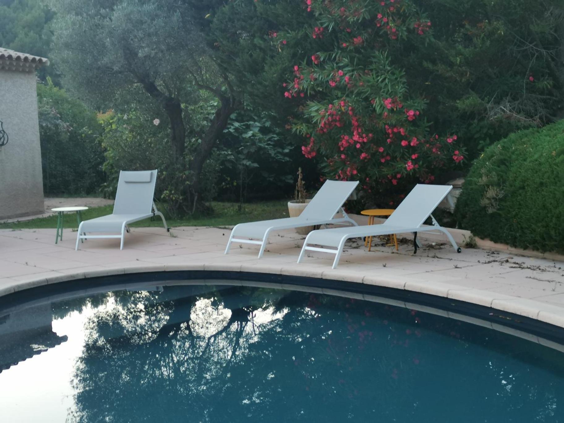 Le Loriot Villa Auriol Buitenkant foto